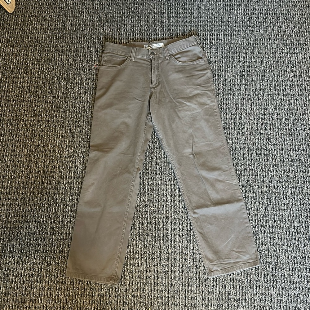 Carhartt pants relaxed fit